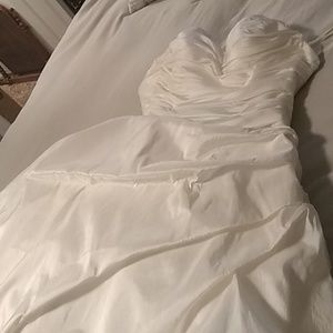 Wedding gown